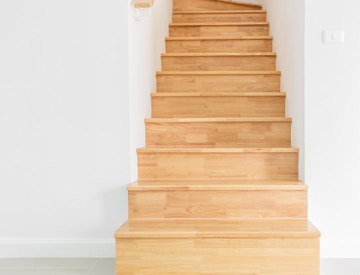 Delivery & Returns staircase image